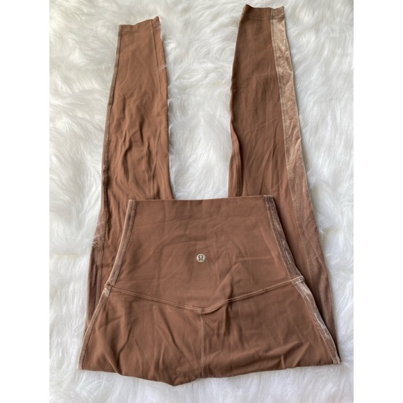 ❌SOLD❌Lululemon Align Super High Rise 28” Velvet - Picture 4 of 5